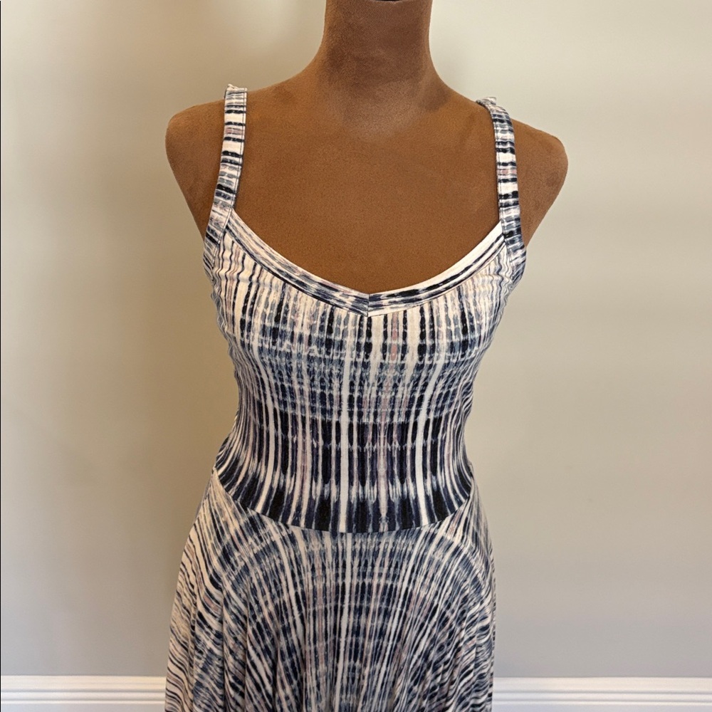Artisan NY Navy, Ivory and pale pink tie dye pattern midi sleeveless dress NWOT - Picture 3 of 8